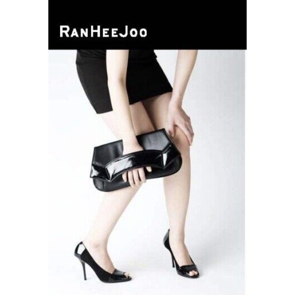 Ranhee Joo Brown Olive Leather Clio slip-in Handle Clutch